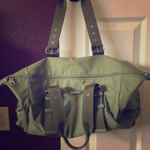 Kenneth Cole utility bag